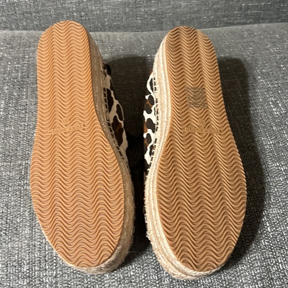 Tory Burch Seaside Oxford Espadrilla Worn for 4 hours. - Picture 4 of 8